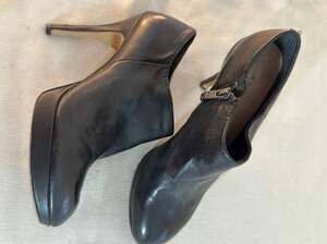 Vince Camuto Womens Elvin Boots So 8.5 Black Leather Platform Heel Dressy Bootie